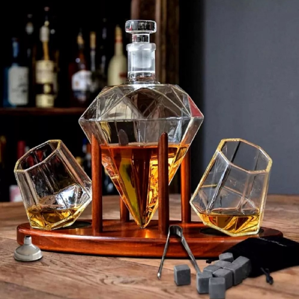 Decantor Diamant cu Doua Pahare Deluxe - Gift Set